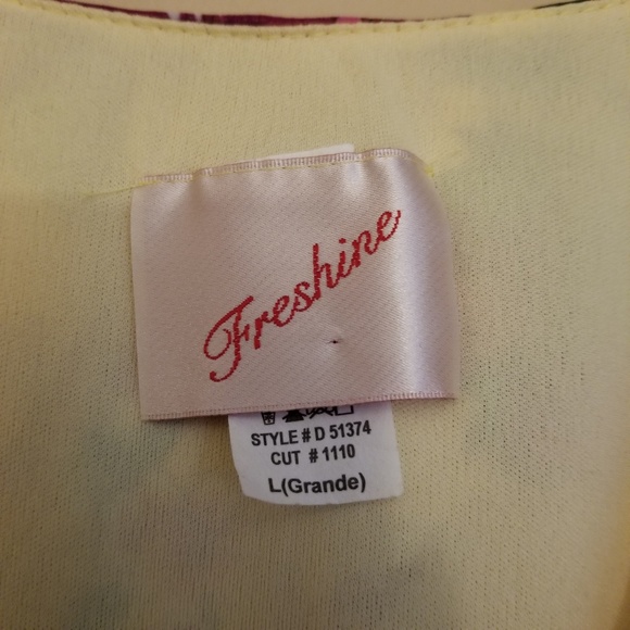 Ruffled Yellow Dress with Pink Flowers - Picture 3 of 4